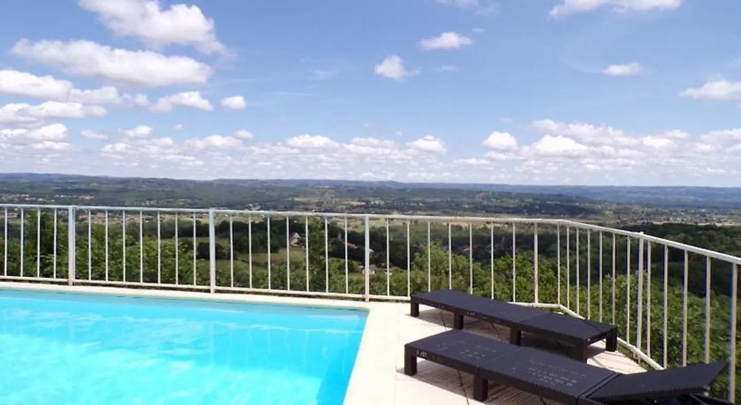 La Maison du Rocher OUTDOOR_POOL