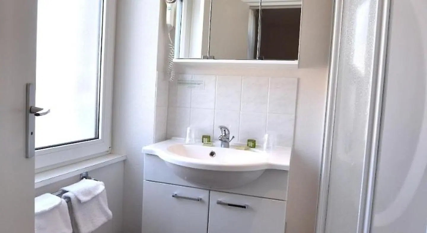 Nouvel Hotel Badezimmer