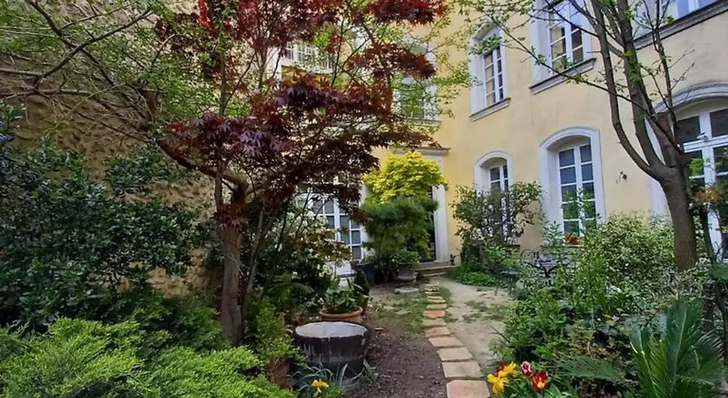 Entre vignes et dentelles Garten