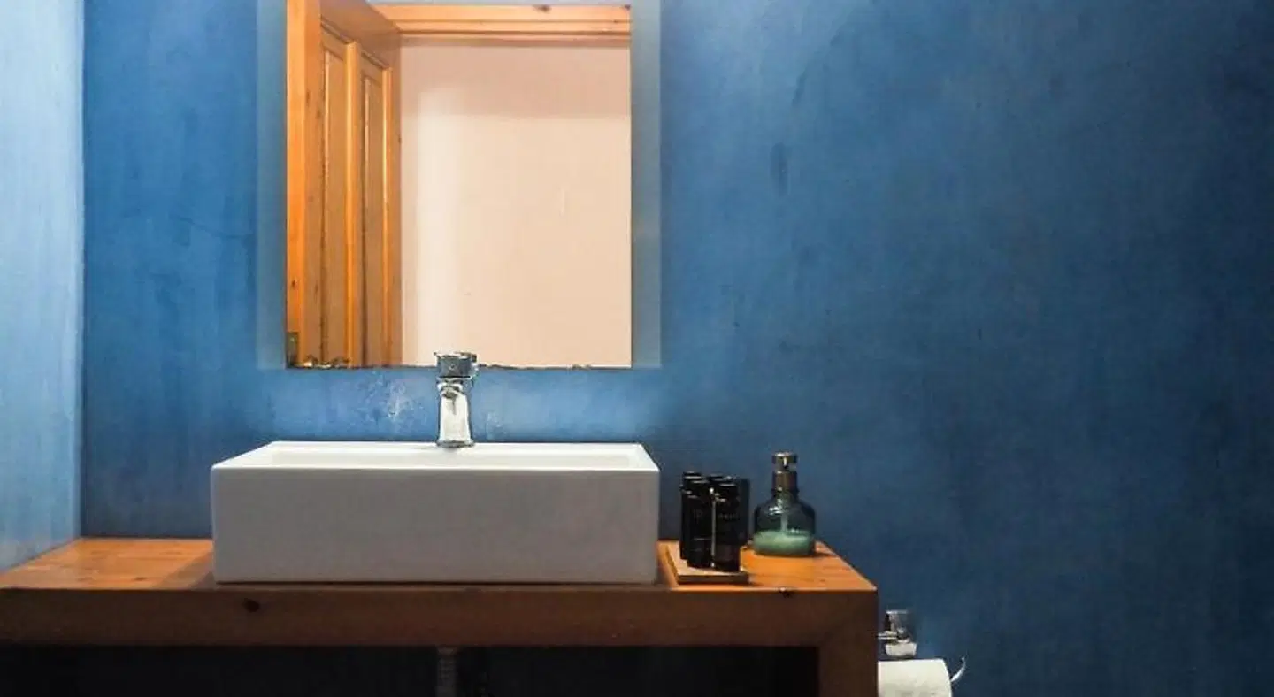 St. George Studios ROOM_EXAMPLE