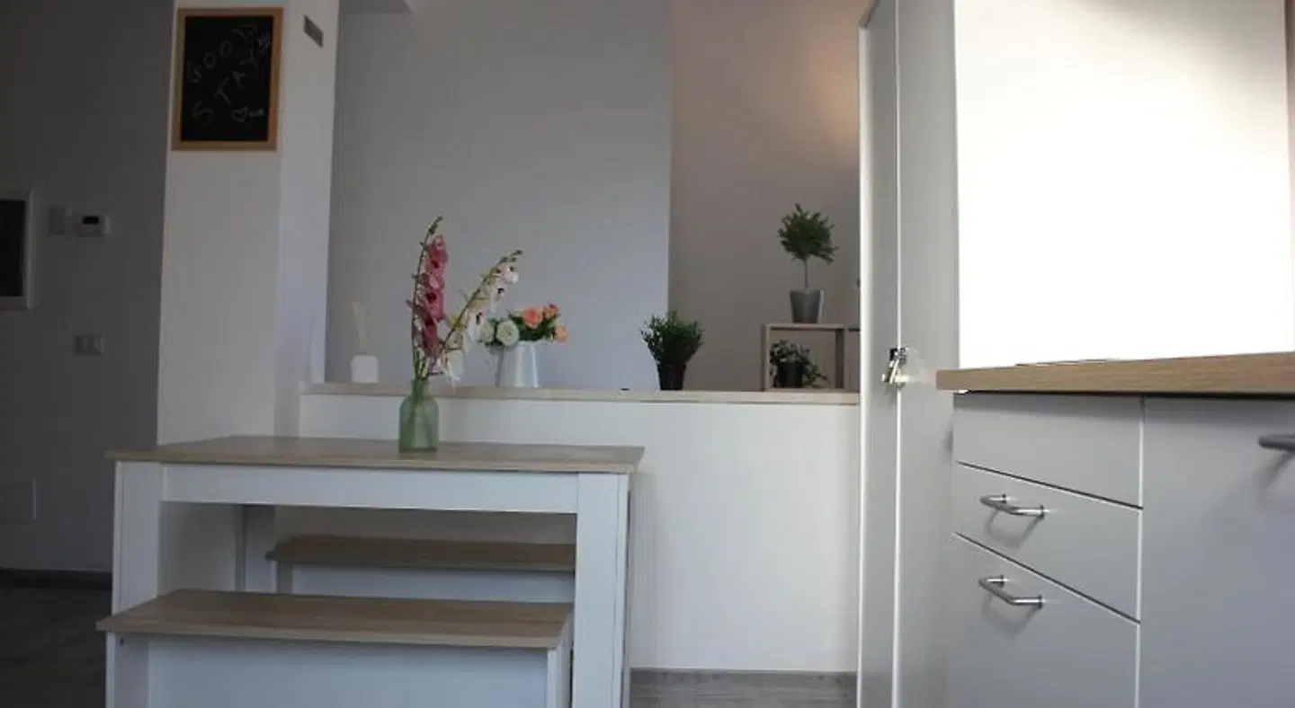 Roman Sunrise Rooms ROOM_EXAMPLE