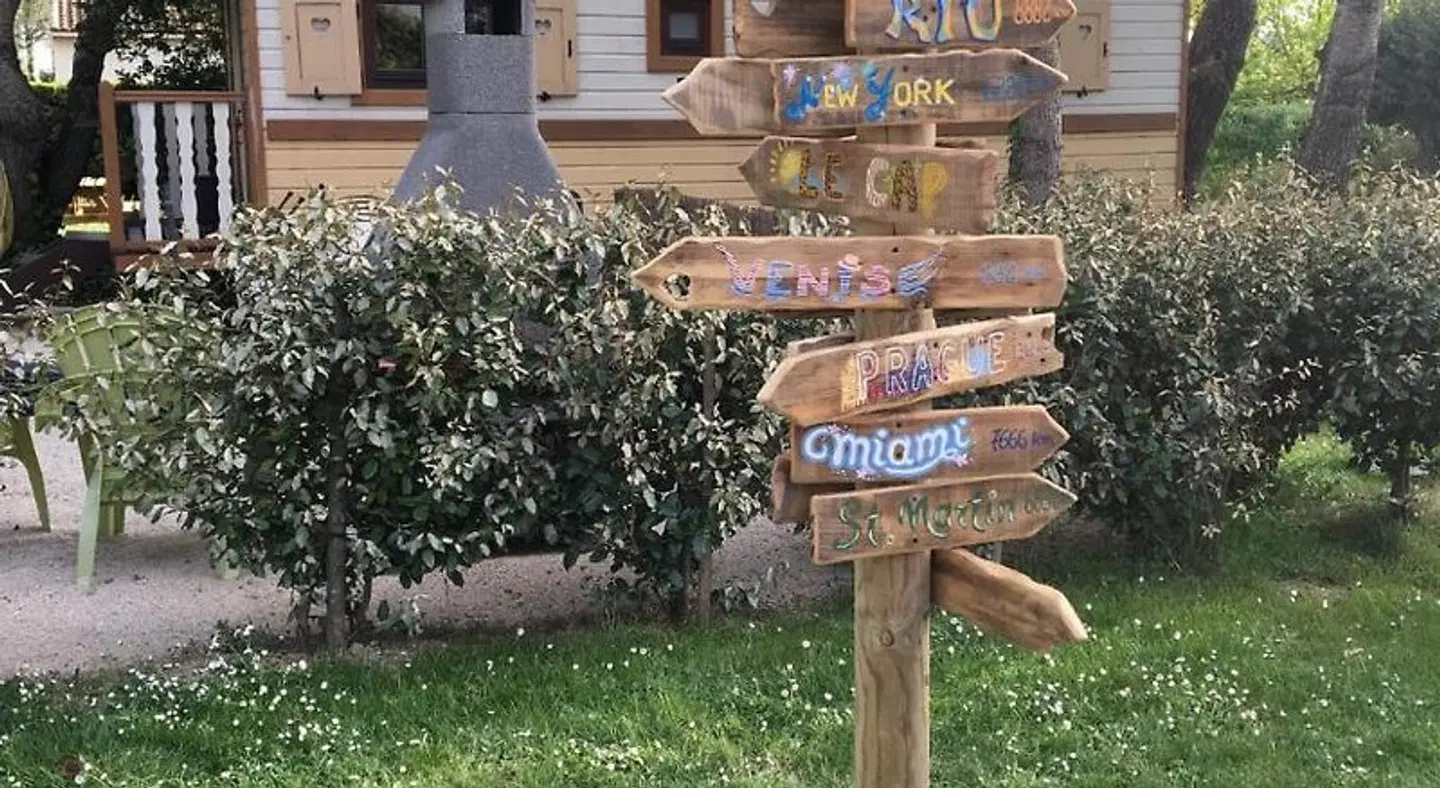 Des Roulottes en Provence Garten