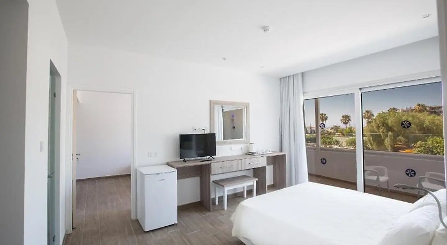 Stratovarius Luxury Rooms ROOM_EXAMPLE