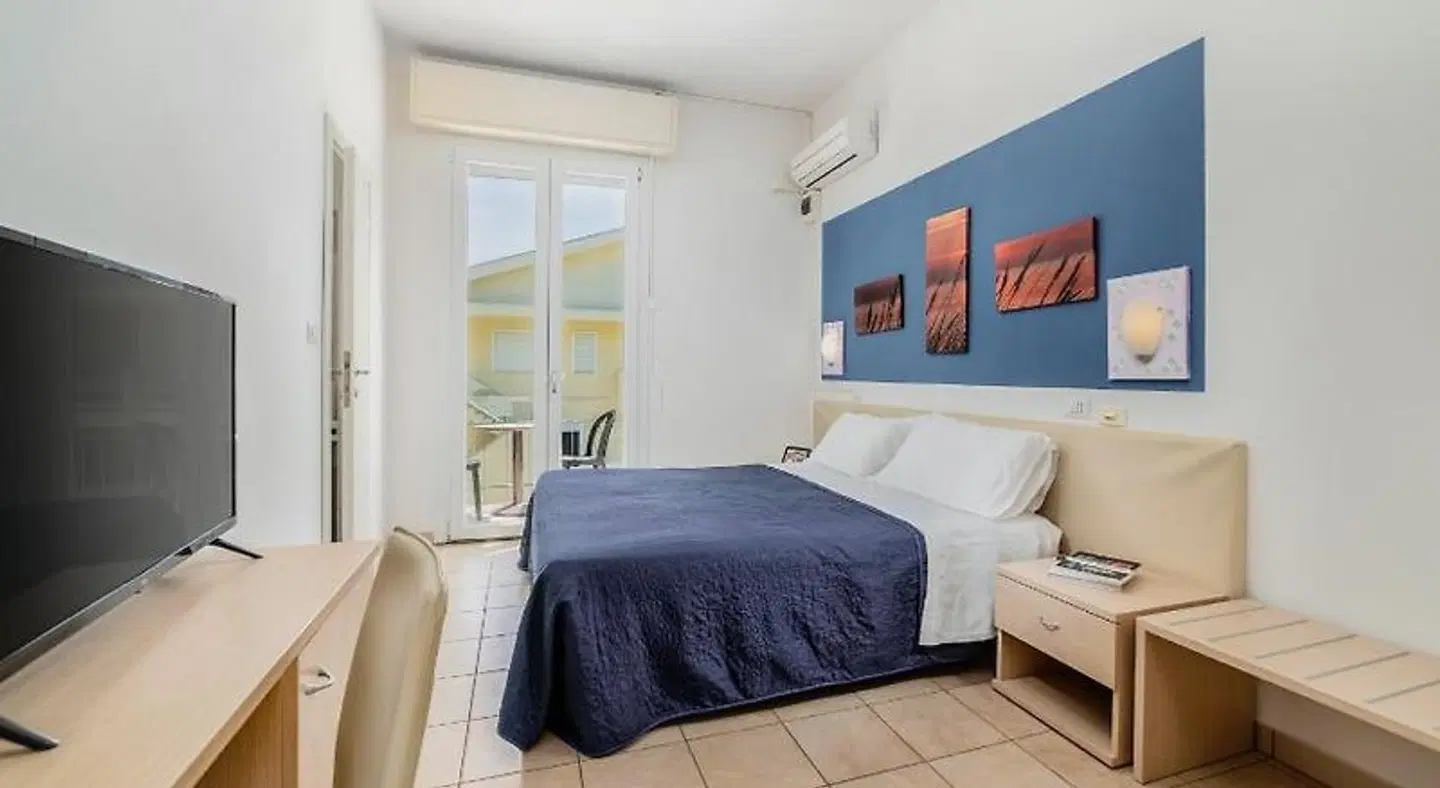 HOTEL OLIVER ROOM_EXAMPLE