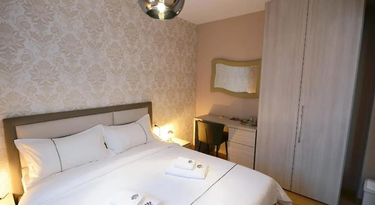 Zoilo Rooms self check-in ROOM_EXAMPLE