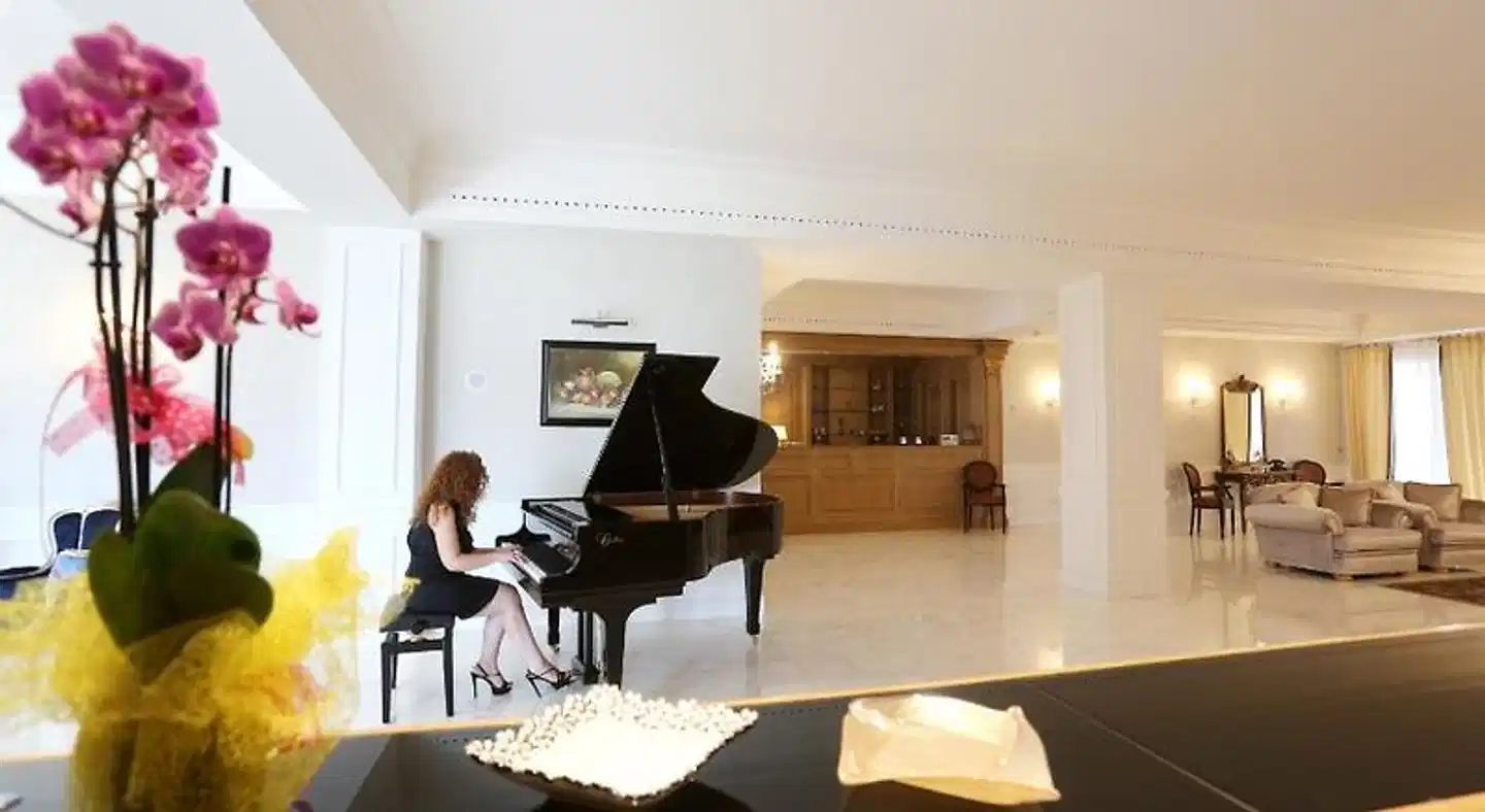 Tesoretto Hotel Lobby