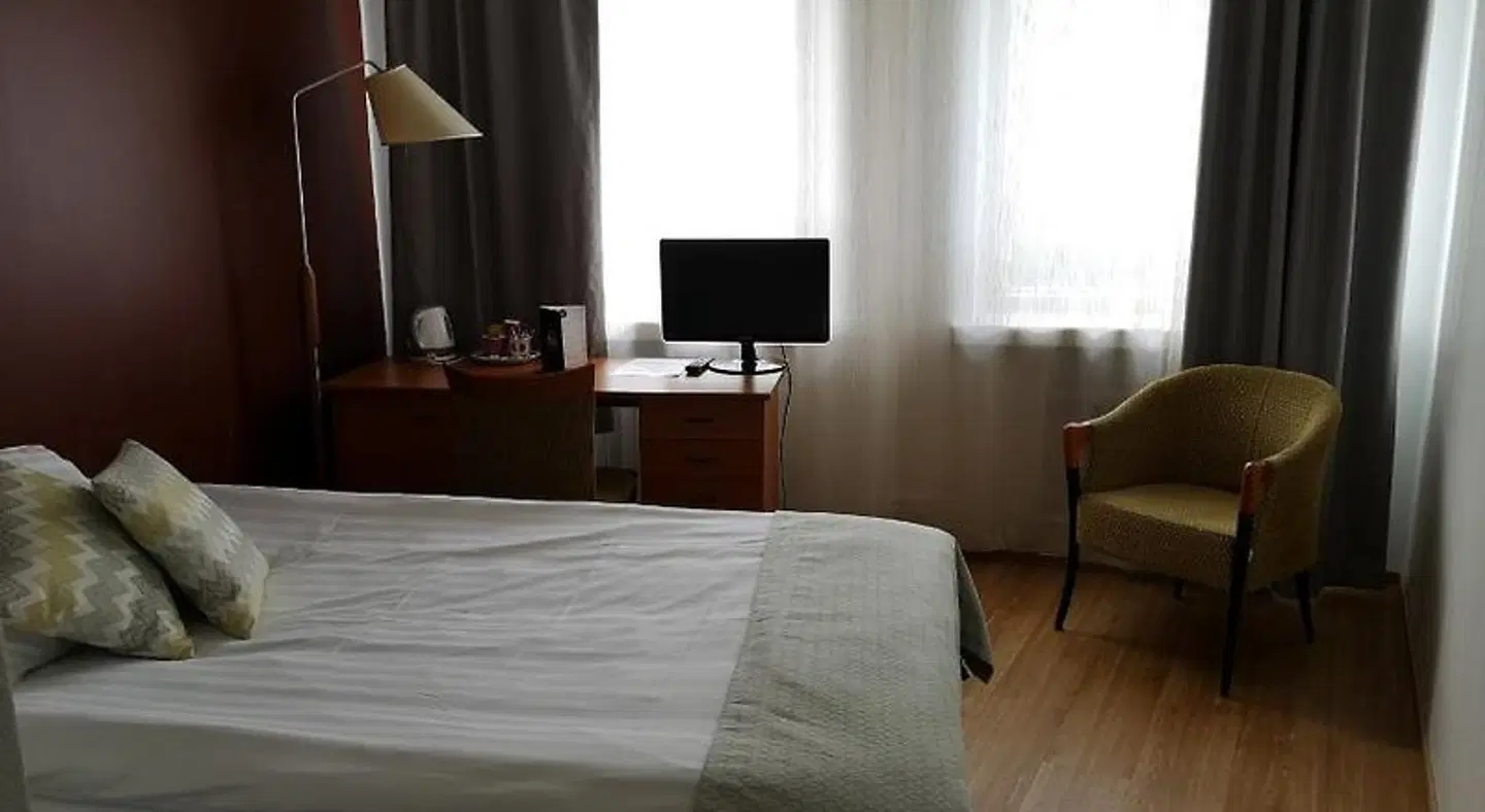 Hirvi ROOM_EXAMPLE