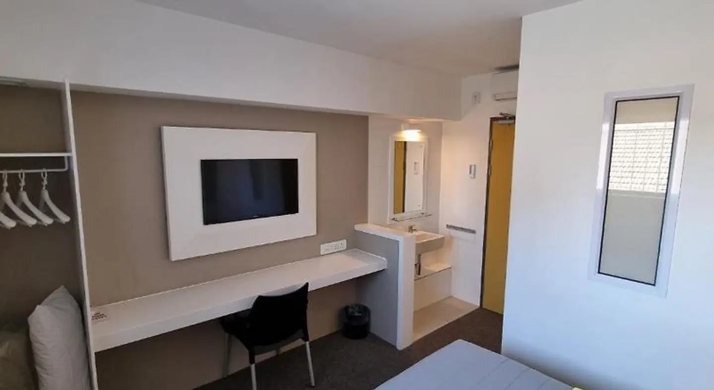 Check Inn Hotel ROOM_EXAMPLE