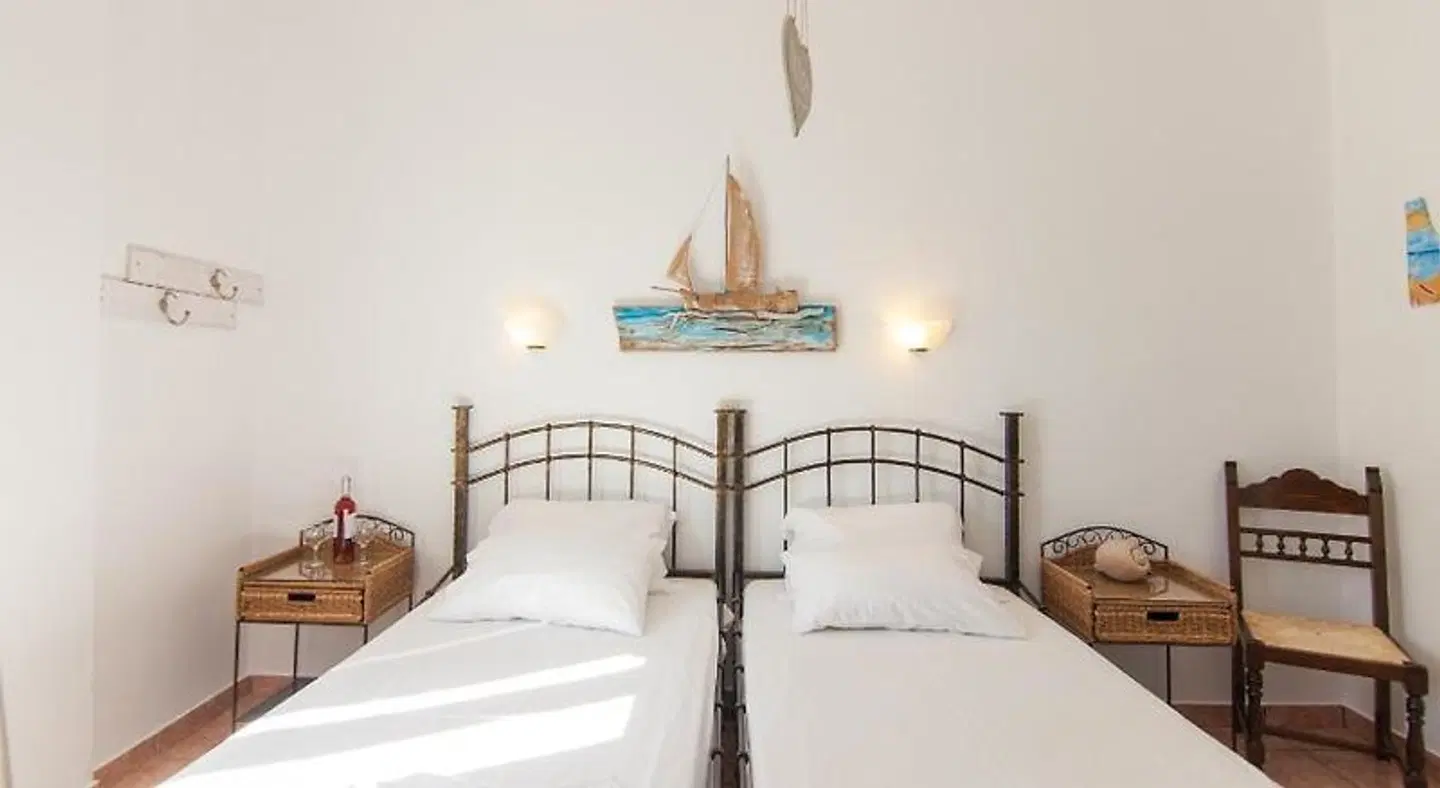 Madaky Hotel ROOM_EXAMPLE