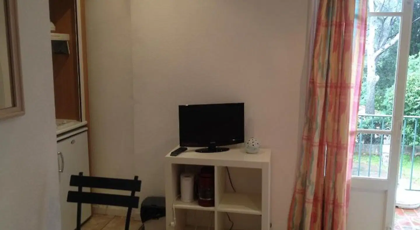 De La Mer ROOM_EXAMPLE