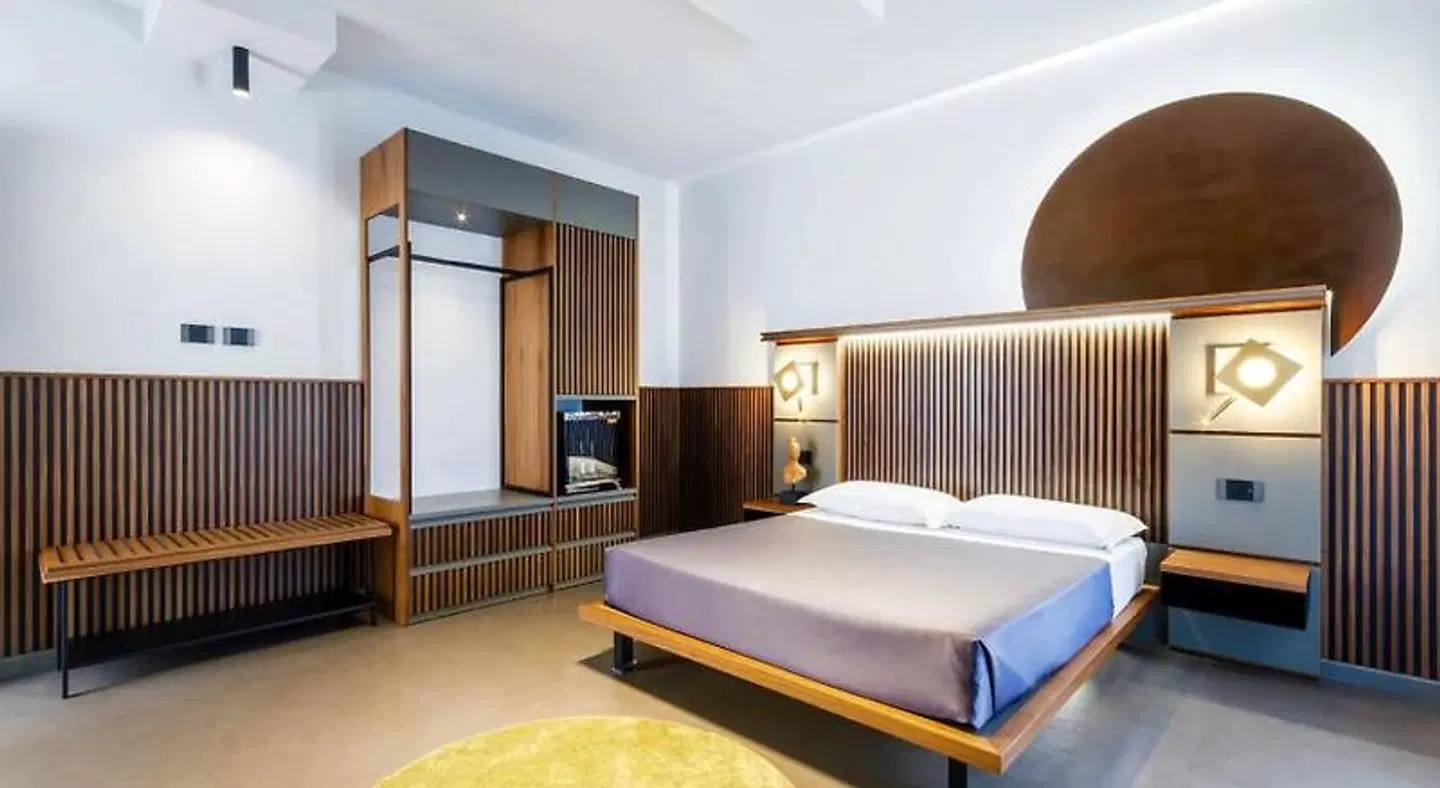 Vespucci ROOM_EXAMPLE