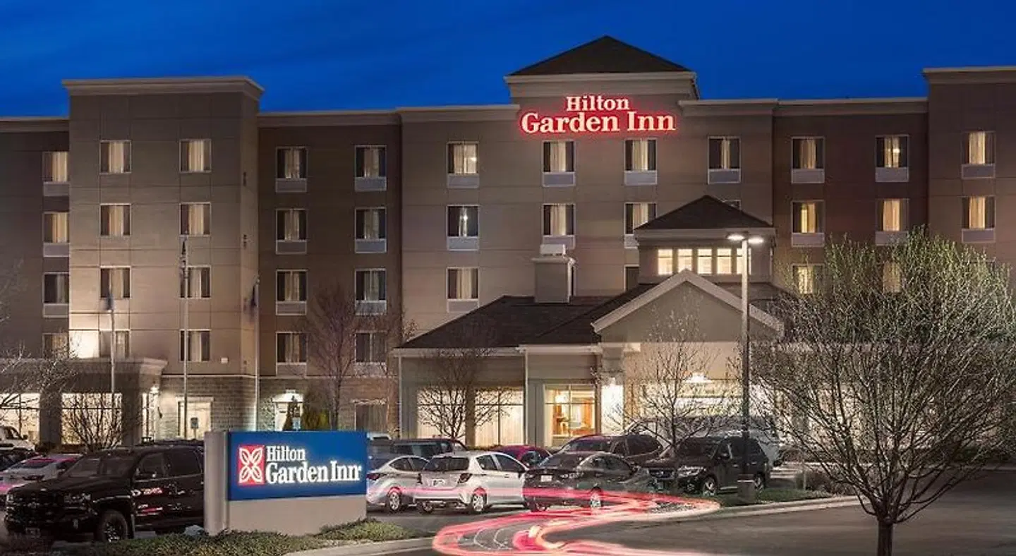 Hilton Garden Inn Billings EXTERIOR