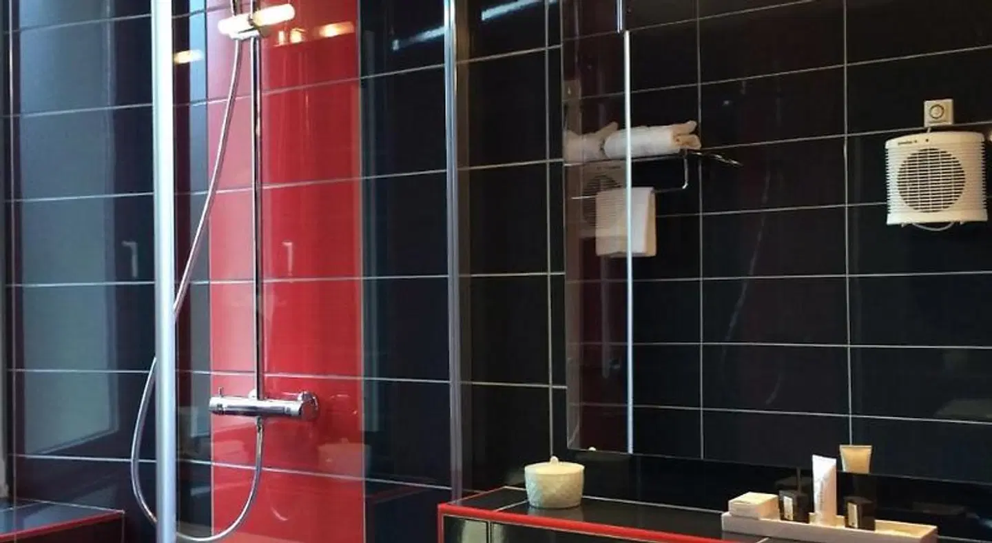 Hôtel Taillard Badezimmer