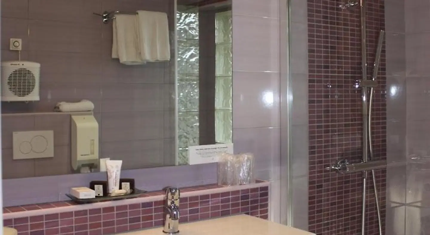 Hôtel Taillard Badezimmer