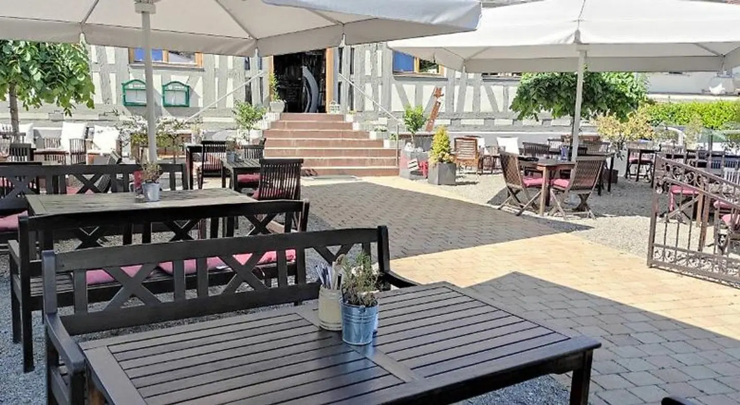 Adler Terrasse