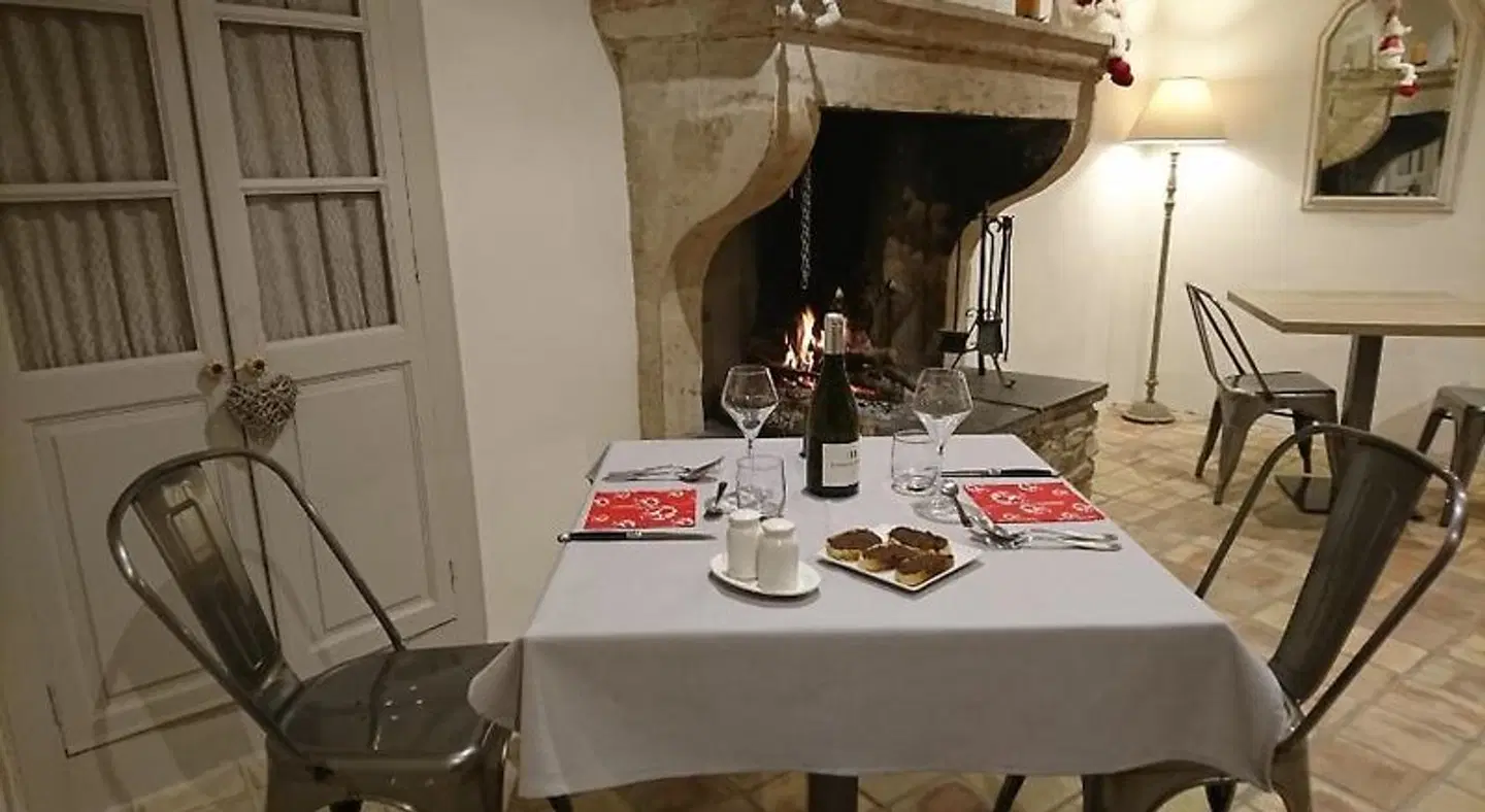 Mas De La Lance Restaurant