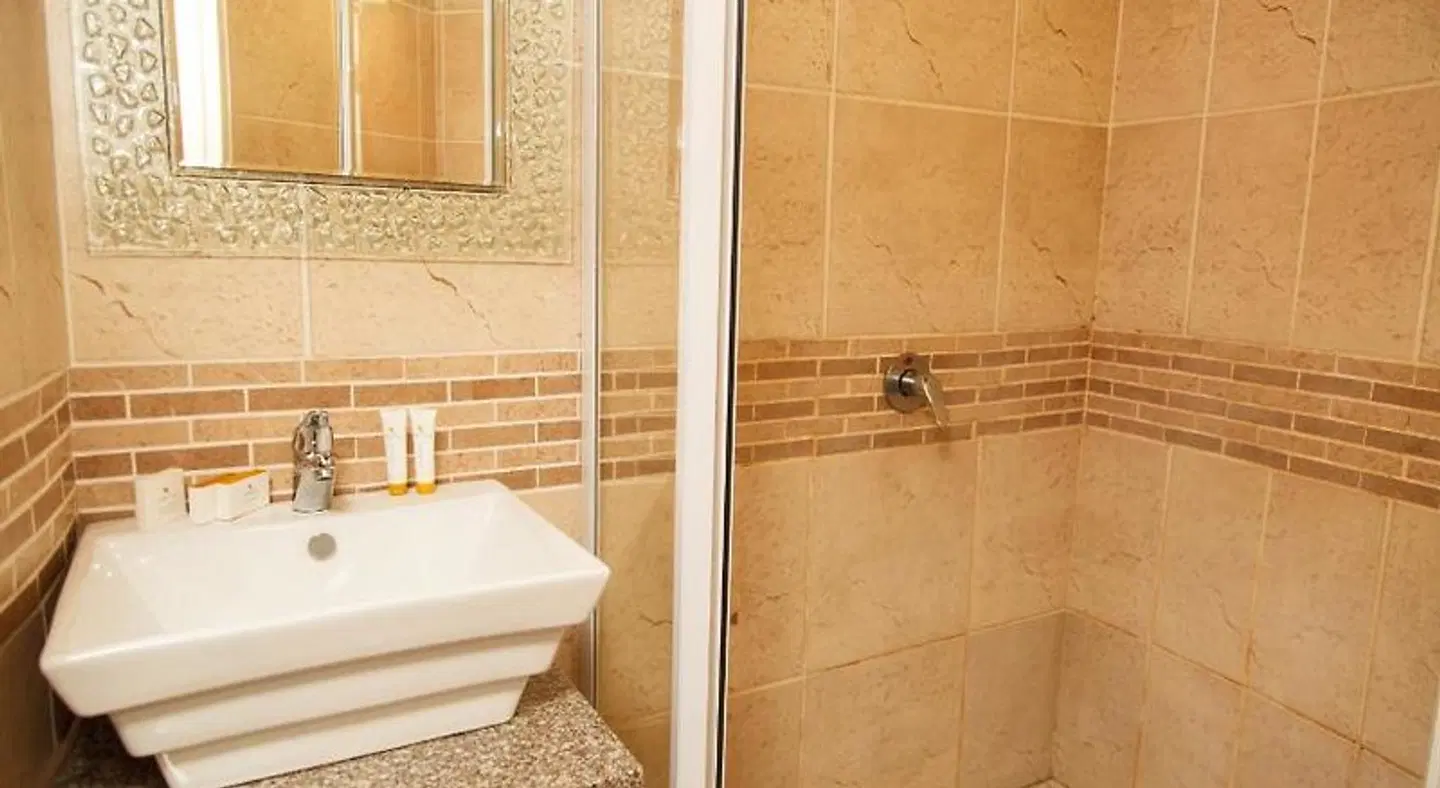Forever Resorts Tshipise Badezimmer