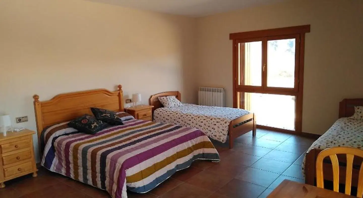 Albergue Casa Salinas ROOM_EXAMPLE