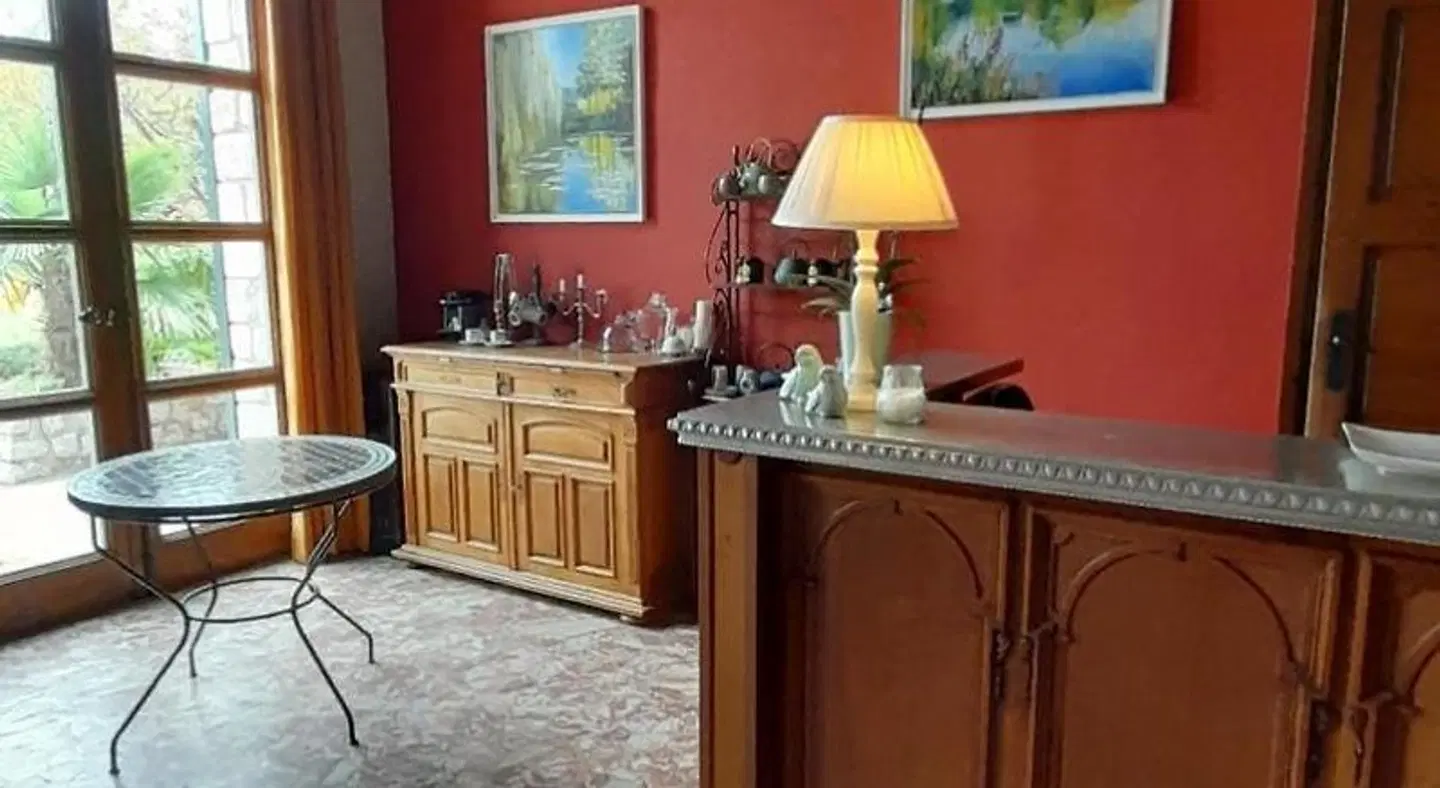 Castellrose ROOM_EXAMPLE