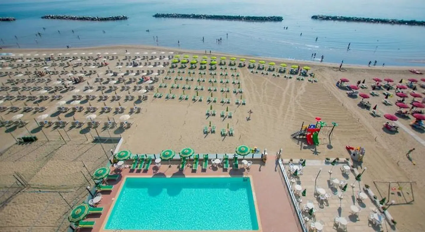 Apollonia OUTDOOR_POOL