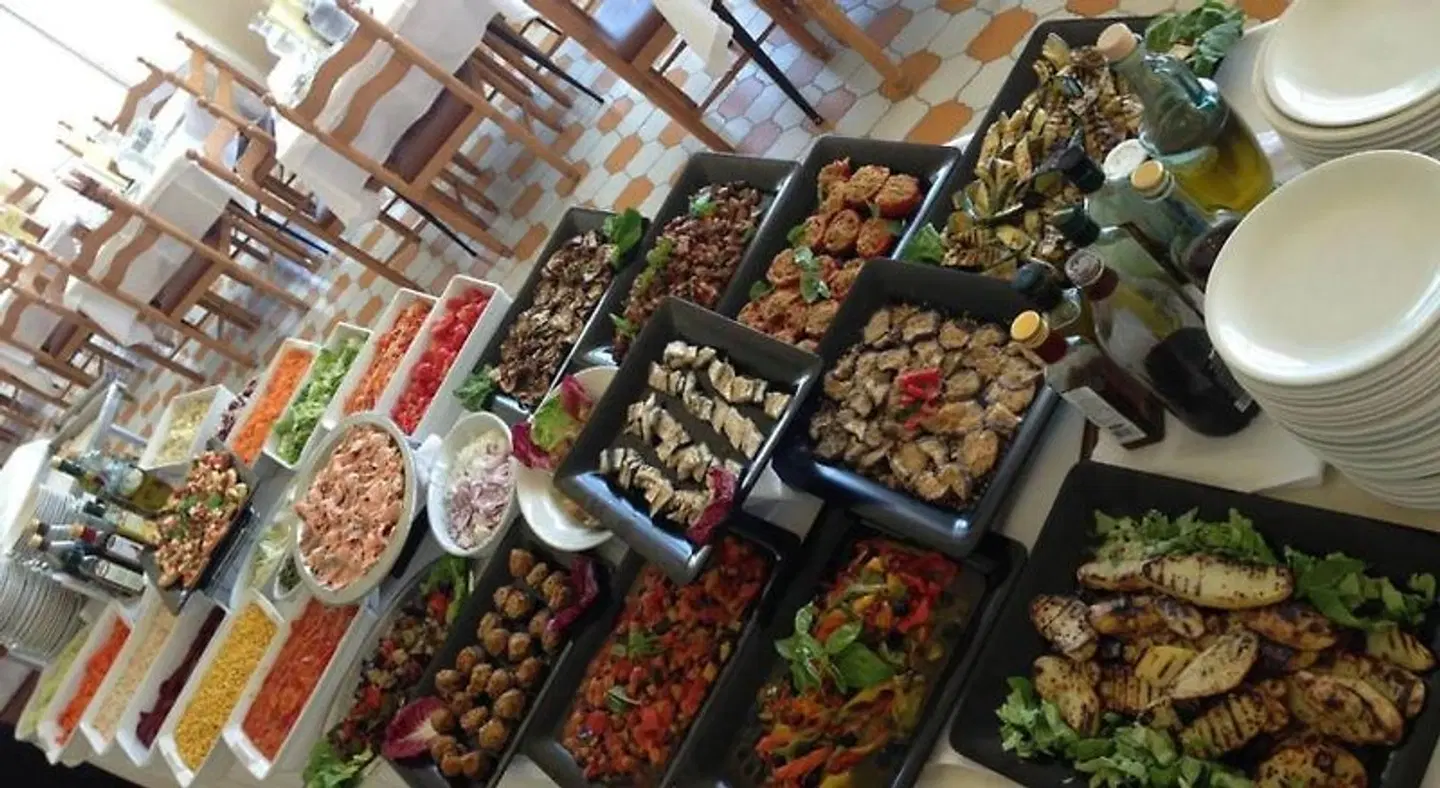 Apollonia Restaurant