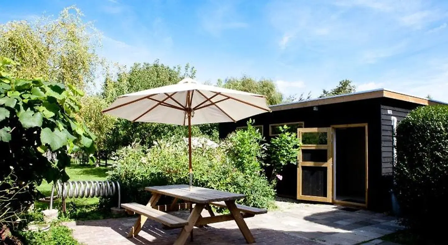 B&B De Sprokkeltuin Terrasse