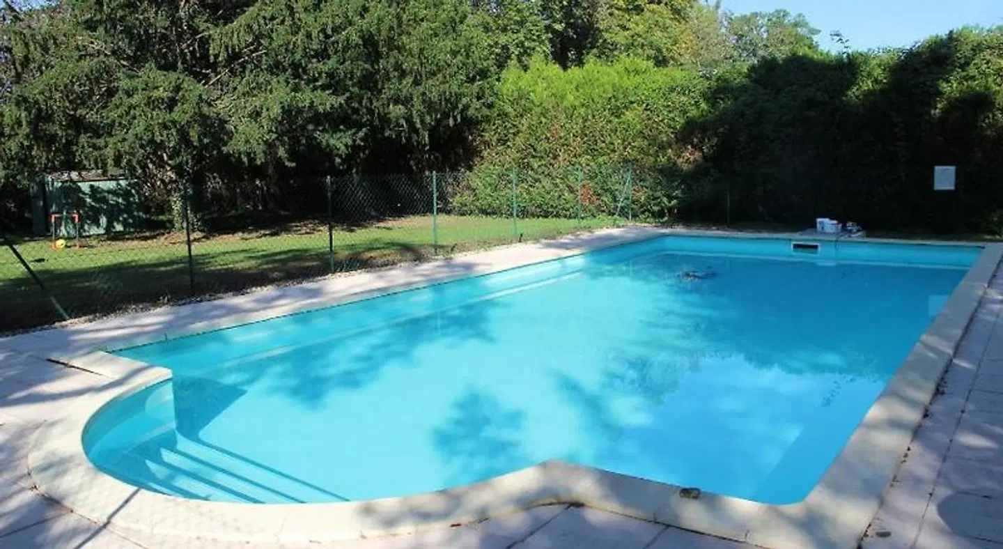 Charme Hotel La Dominotte OUTDOOR_POOL