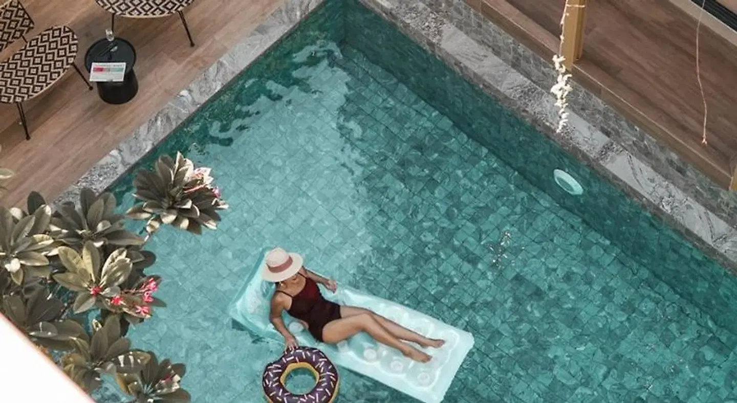 Shan Villas Sukhumvit OUTDOOR_POOL