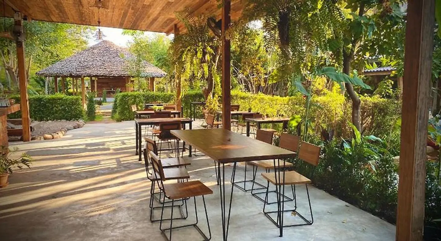 Kirina Retro House Terrasse