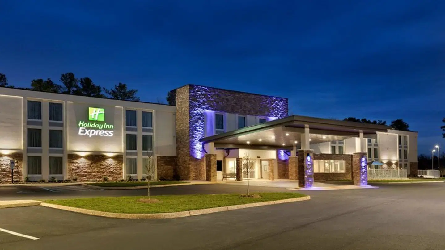 Holiday Inn Express Williamsbrg Busch Gardens Area by IHG EXTERIOR