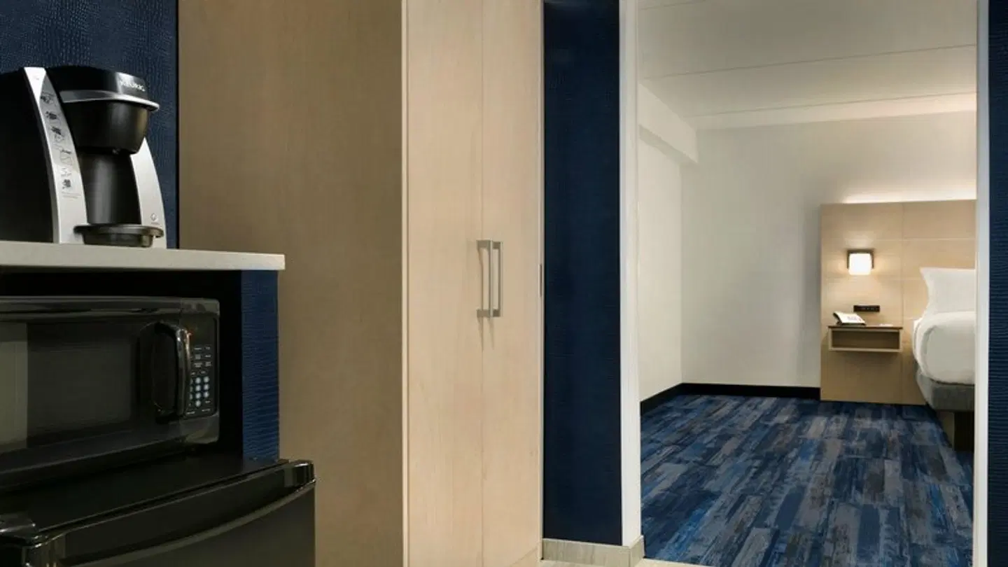 Holiday Inn Express Williamsbrg Busch Gardens Area by IHG ROOM_EXAMPLE