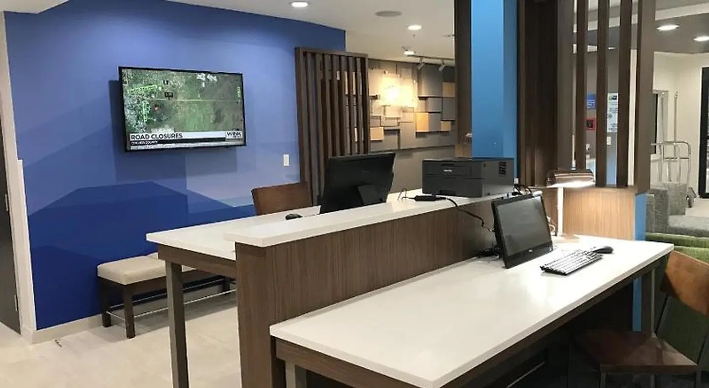 Holiday Inn Express Naples South - I-75 by IHG ROOM_EXAMPLE