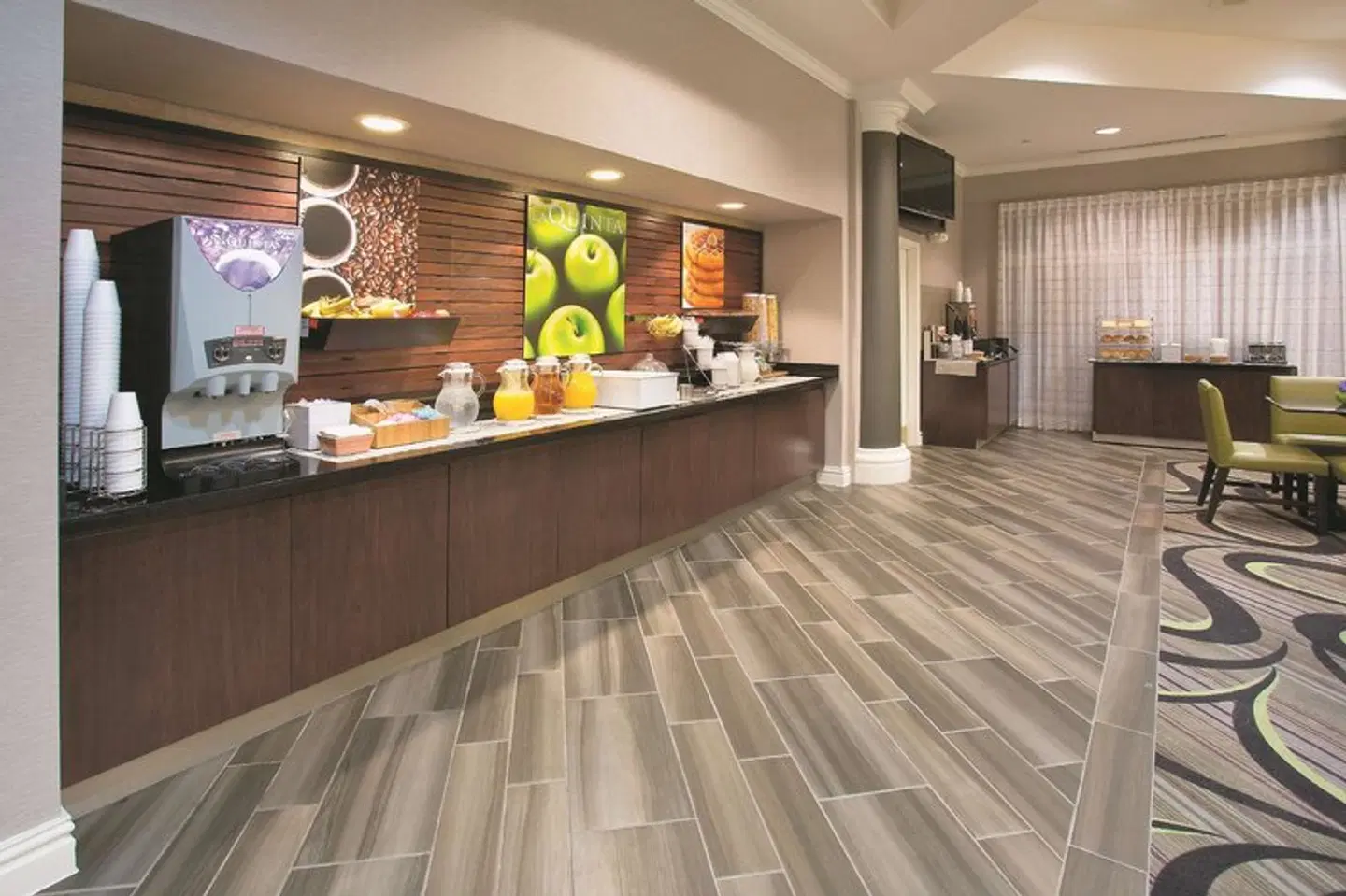 La Quinta Inn & Suites by Wyndham Mesa Superstition Springs Bar