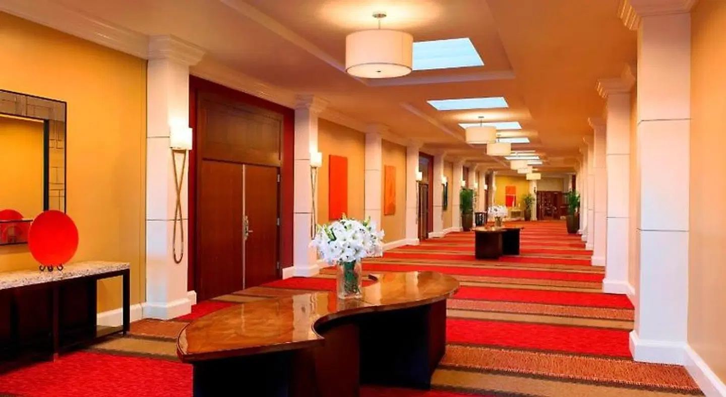 Sheraton Albuquerque Uptown LOUNGE_LOBBY