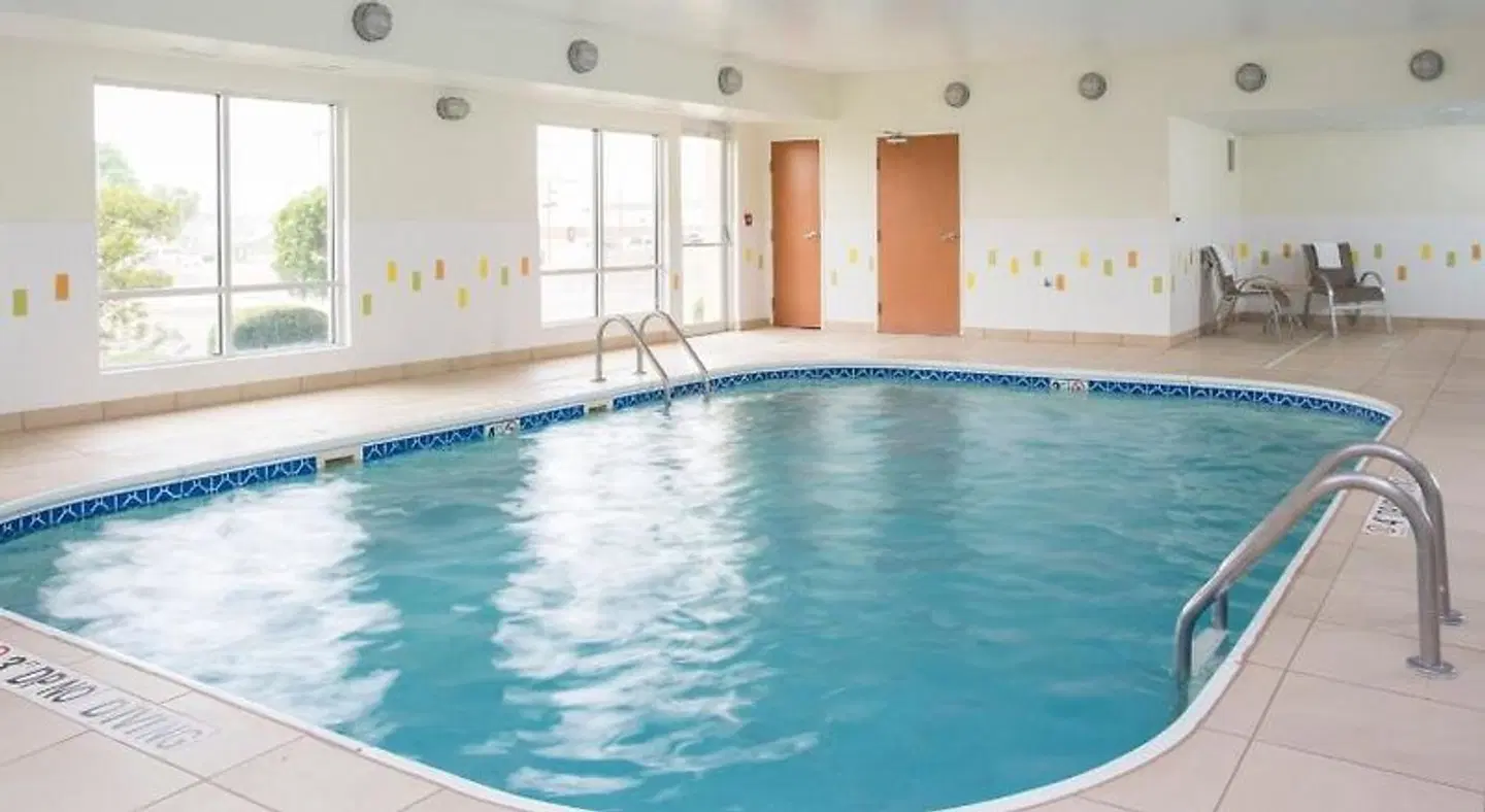 Fairfield by Marriott Inn & Suites Lafayette Hallenbad