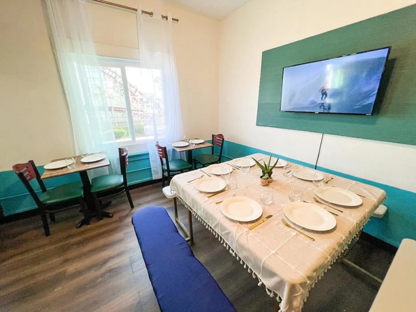 ITH Mission Beach Backpacker Hostel Restaurant