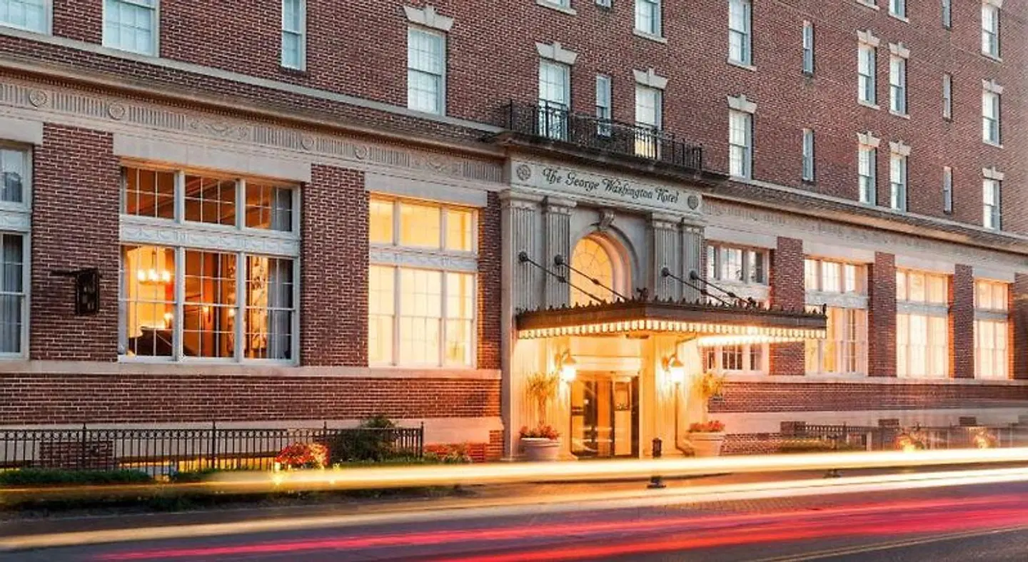 The George Washington Grand Hotel EXTERIOR