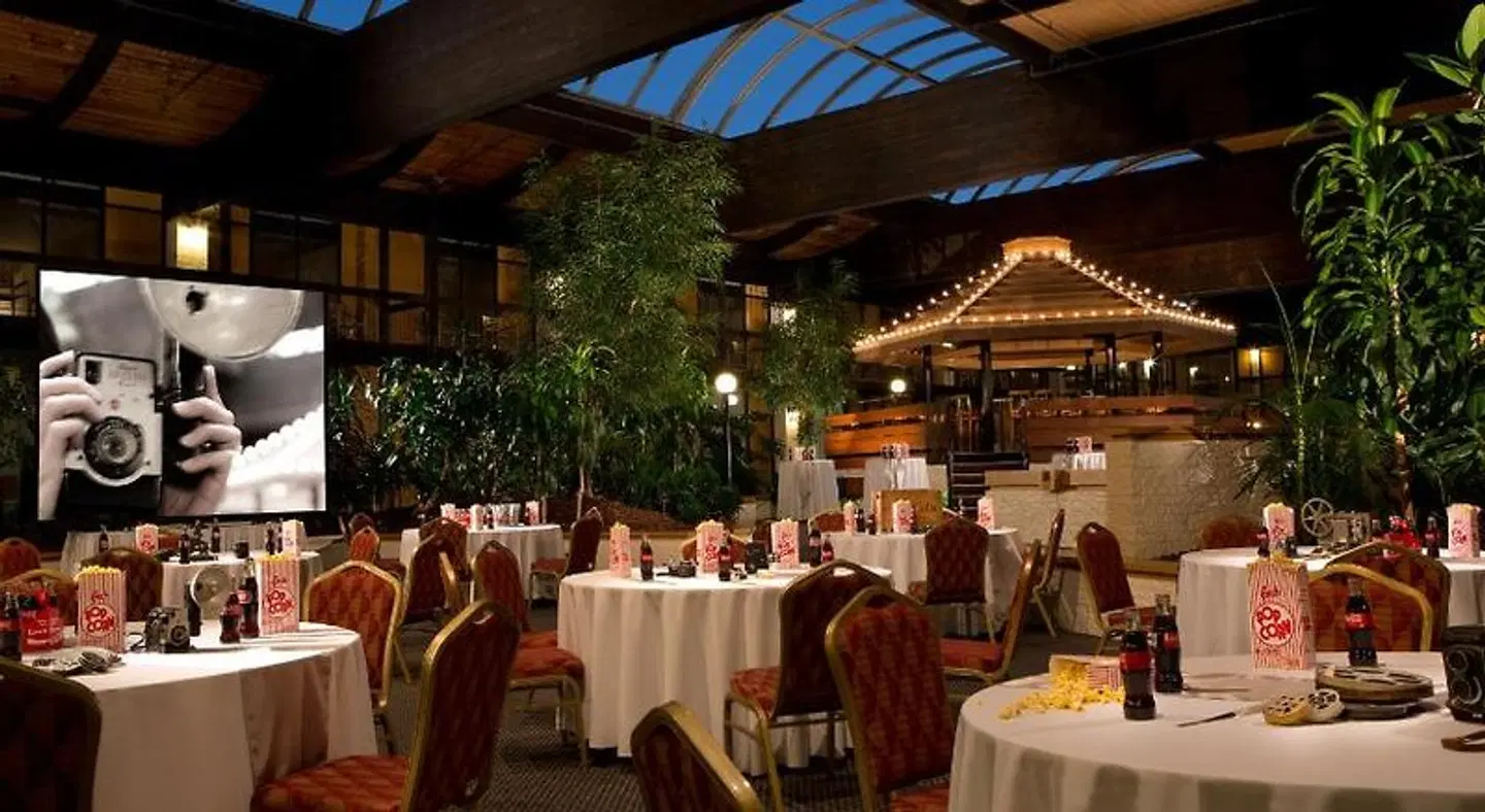 M Hotel Buffalo Restaurant