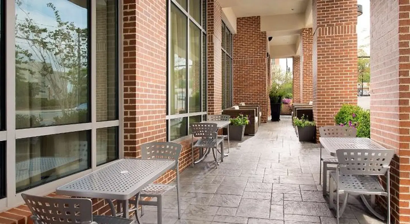 Hampton Inn Wilmington Downtown Terrasse