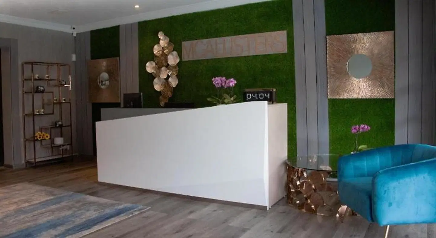 McAllisters on 8th LOUNGE_LOBBY
