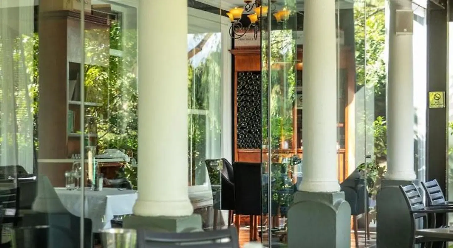 Protea Hotel by Marriott Franschoek LOUNGE_LOBBY