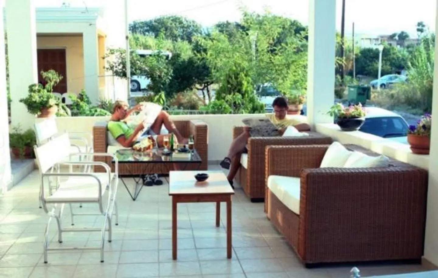 Esperides Apartments Terrasse