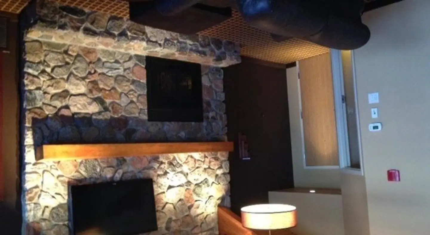 C'mon Inn & Suites Fargo Badezimmer