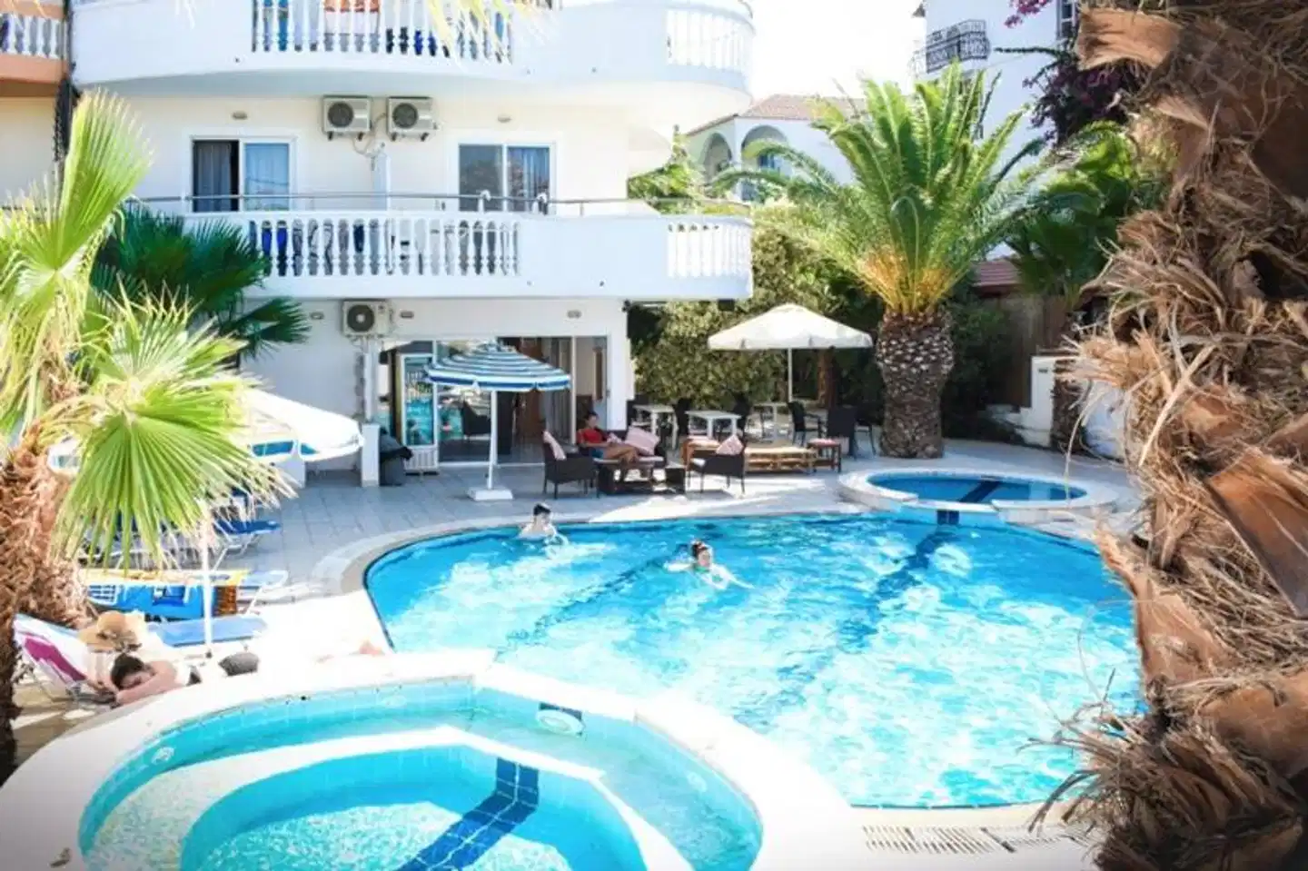 White Palace Studios Wellness