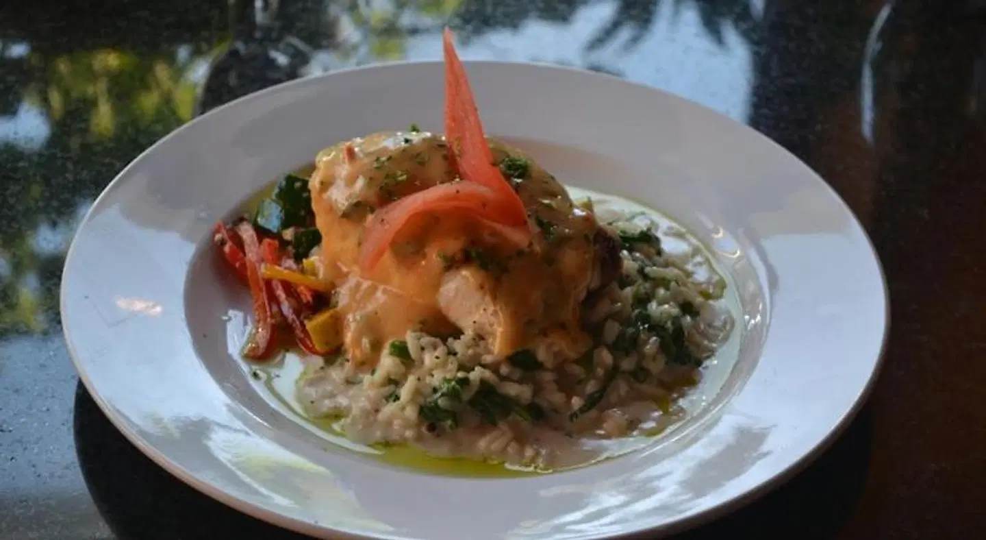 Inlet Tower Hotel & Suites Restaurant