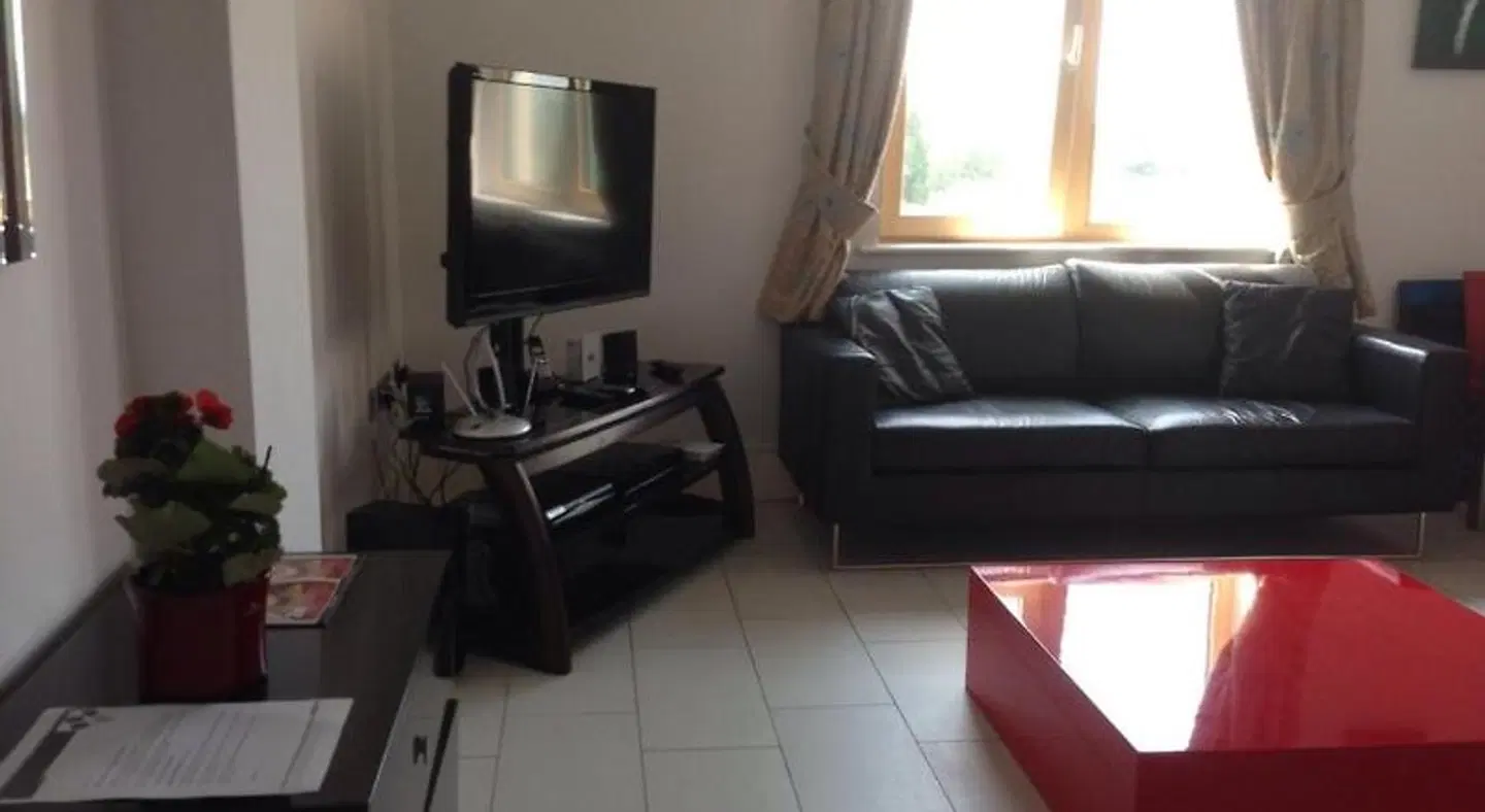 Hestia Travel London LOUNGE_LOBBY