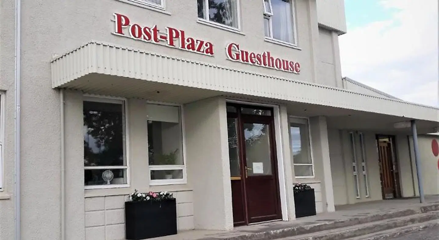 Post-Plaza Guesthouse EXTERIOR