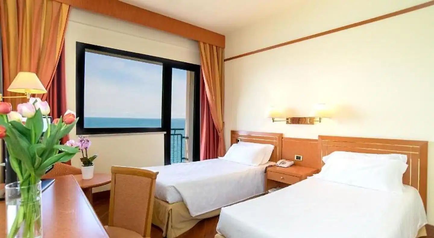 Mercure Delfino Taranto Wohnbeispiel