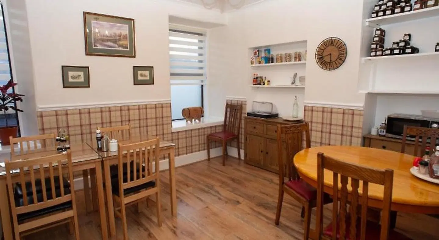 Dunvegan B and B ROOM_EXAMPLE
