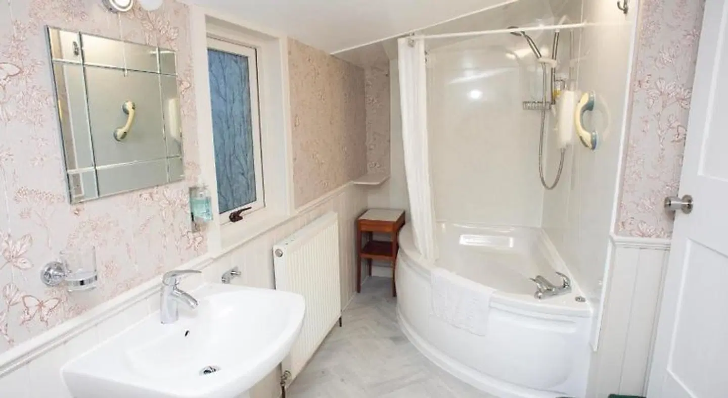 Dunvegan B and B Badezimmer